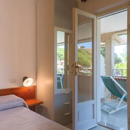 Augusto Aparthotel
