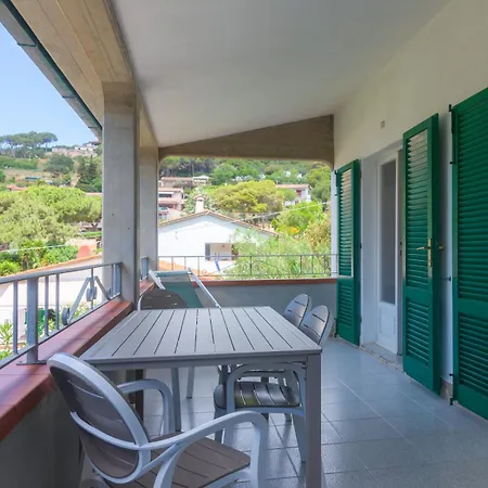 Augusto Aparthotel 3*