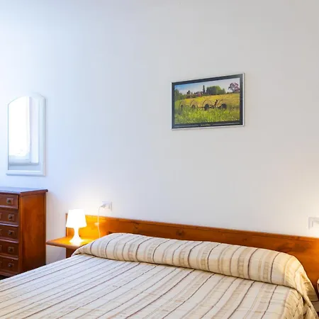 Augusto Aparthotel